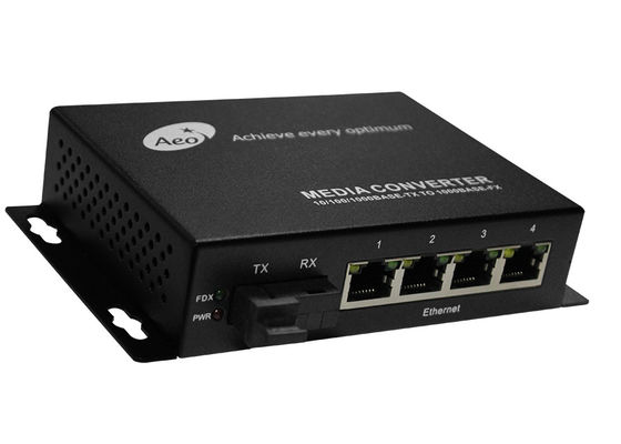 Conversor de medios Ethernet POE de 4 puertos con 1 SC y 4 puertos POE